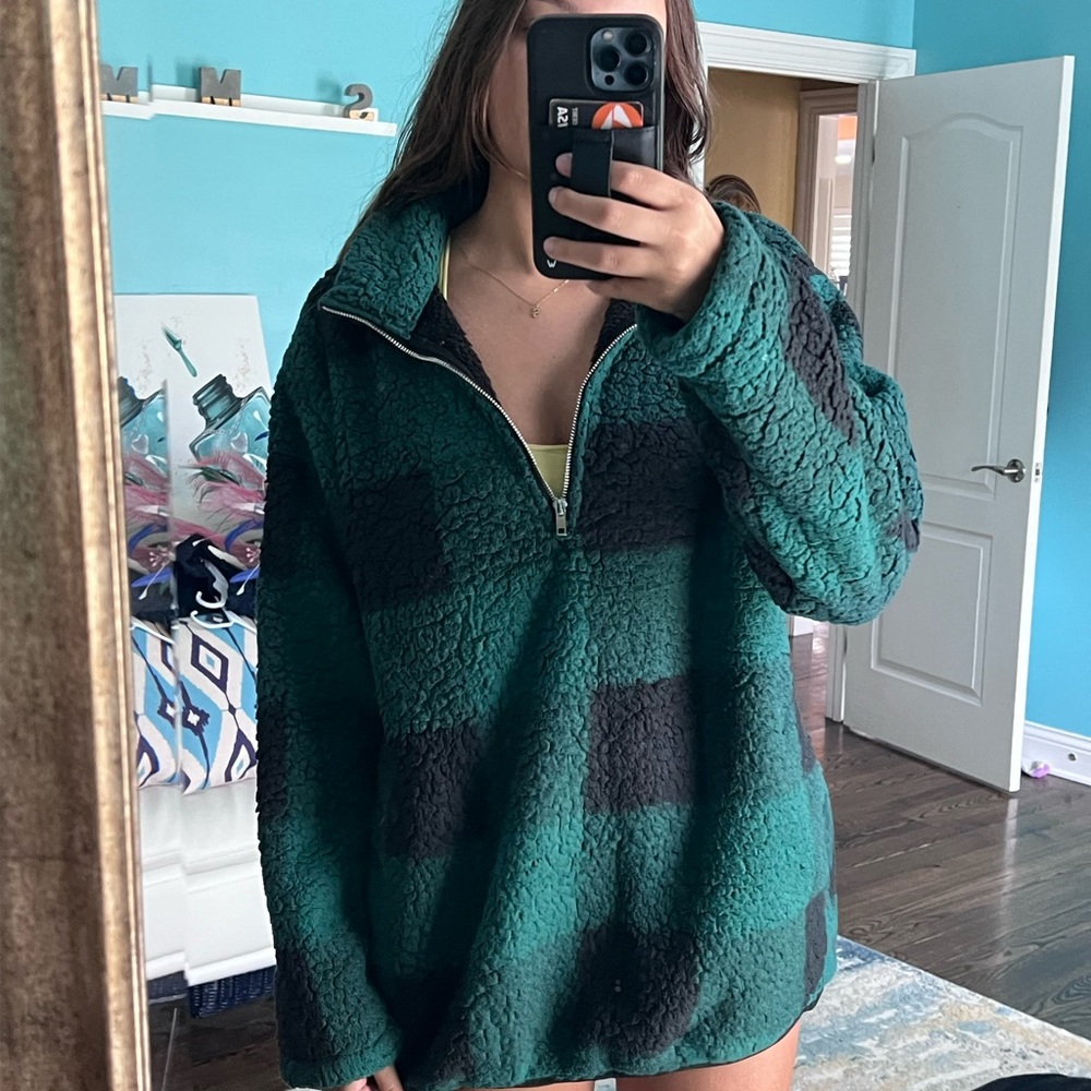 Fuzzy Half Zip Jacket Size Large - image 1